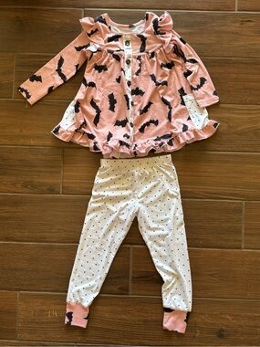 Gigi and Max Halloween Bats Ruffle Peplum & Legging Set 2/3T